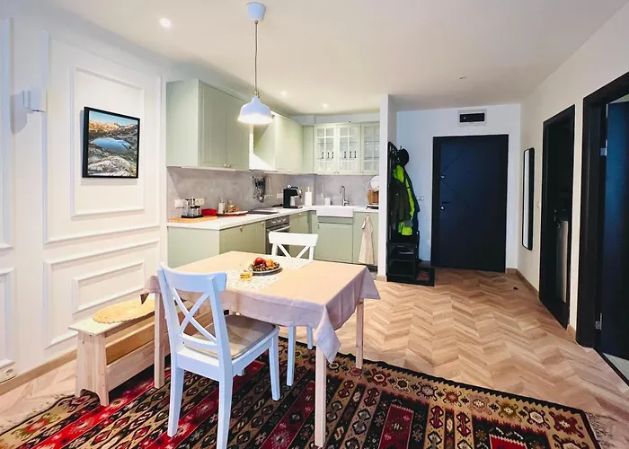 Lagom - Next To The Gondola Apartman Banszko